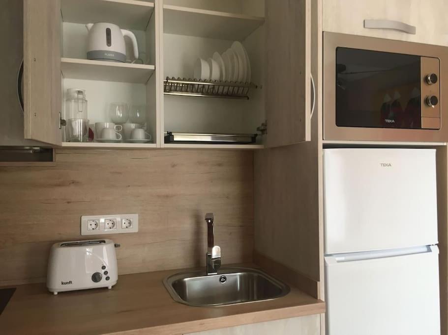 Independiente Estudio En Acogedora Casita De Mai أذيخي المظهر الخارجي الصورة