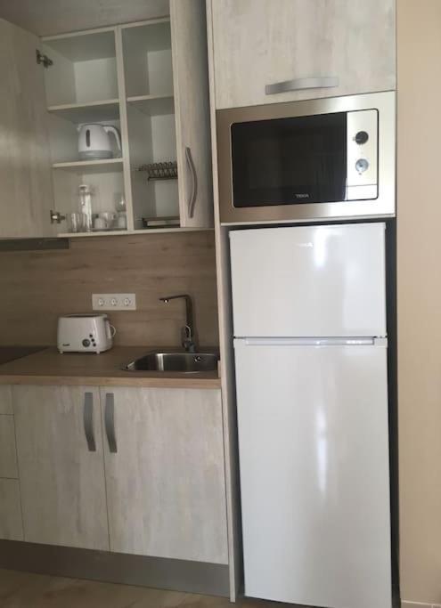 Independiente Estudio En Acogedora Casita De Mai أذيخي المظهر الخارجي الصورة